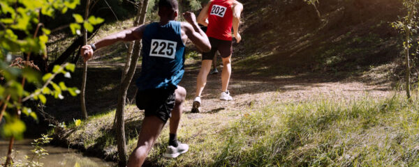 coureur trail homme